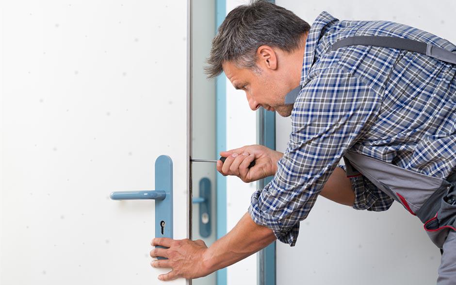 ouvrir serrure porte Domont